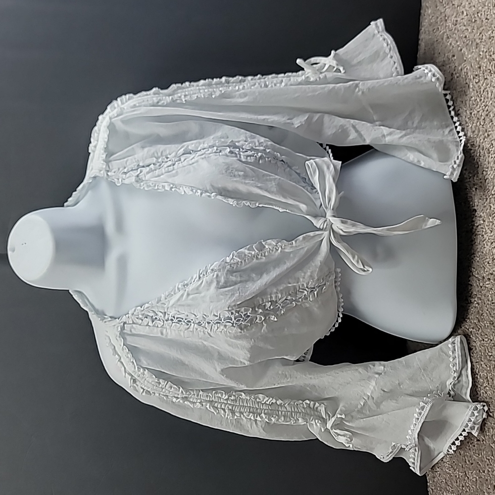 Charo Ruiz Ibiza White Ruffle/Weaved Tie Crop - Small